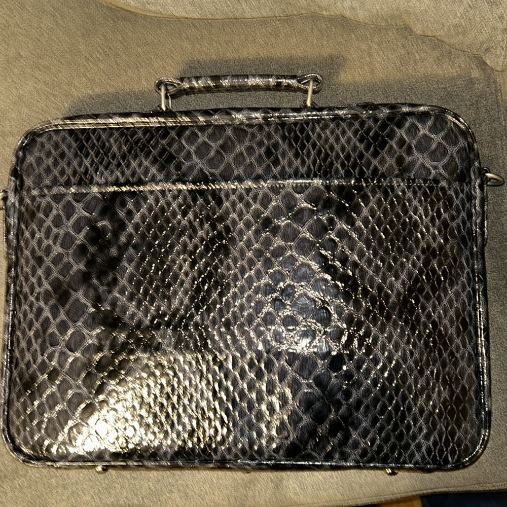 Briefcase - image 5